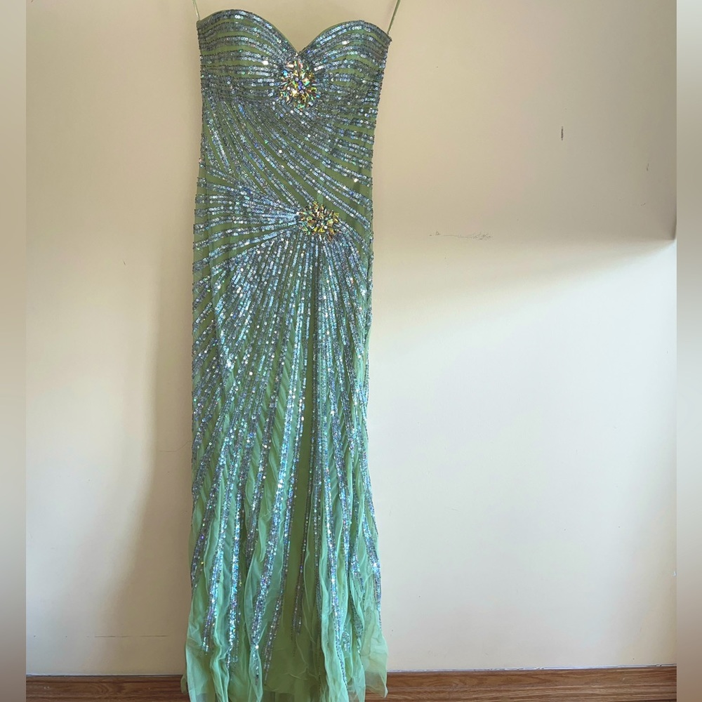 Jovani Formal Gown